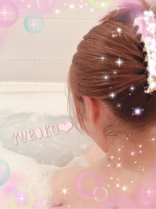 ゆりこ